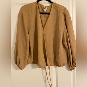 WORTHINGTON WRAP AROUND SHIRT
